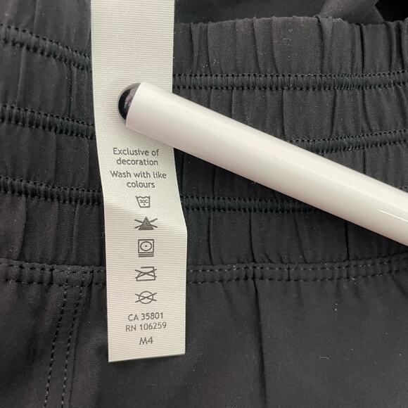 lululemon Black Wanderer Medium Rise Relaxed Fit Pants — Women's Size 8 NWT NEW - Picture 12 of 13